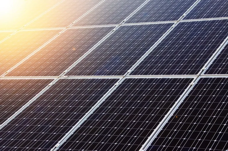 Duff & Phelps REAG assiste Sonnedix nell'acquisizione di 5 impianti fotovoltaici in 