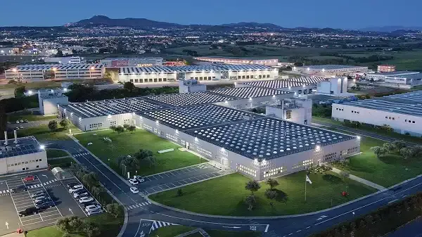 Il 25% dell'energia elettrica della fabbrica ABB di Santa Palomba sar fornito da un impianto fotovoltaico