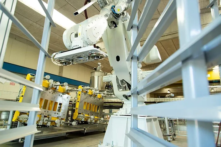Isole robotizzate: come risparmiare sui tempi di produzione
