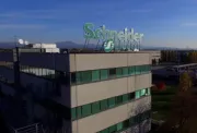 Schneider Electric: in Italia la produzione dell'innovativo quadro elettrico sostenibile di Media Tensione SM AirSeT is
