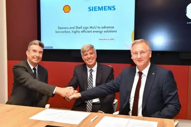 Siemens e Shell firmano un memorandum d'intesa per promuovere soluzioni energetiche a basse emissioni di carbonio e ad alta efficienza