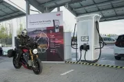 Un tour nella valle del Chianti con moto elettrica promosso da ABB E-mobility